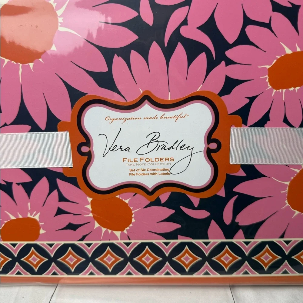NWT Vera Bradley Loves Me File Folders Retired Pattern